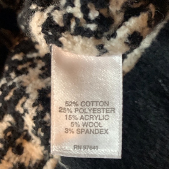 J. Jill mock neck Nordic sweater Size Medium Black and off white - Picture 11 of 11